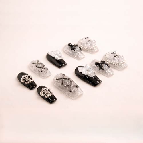 Ongles press-on noirs Bow Teddy – design élégant avec détails premium MB Beauty