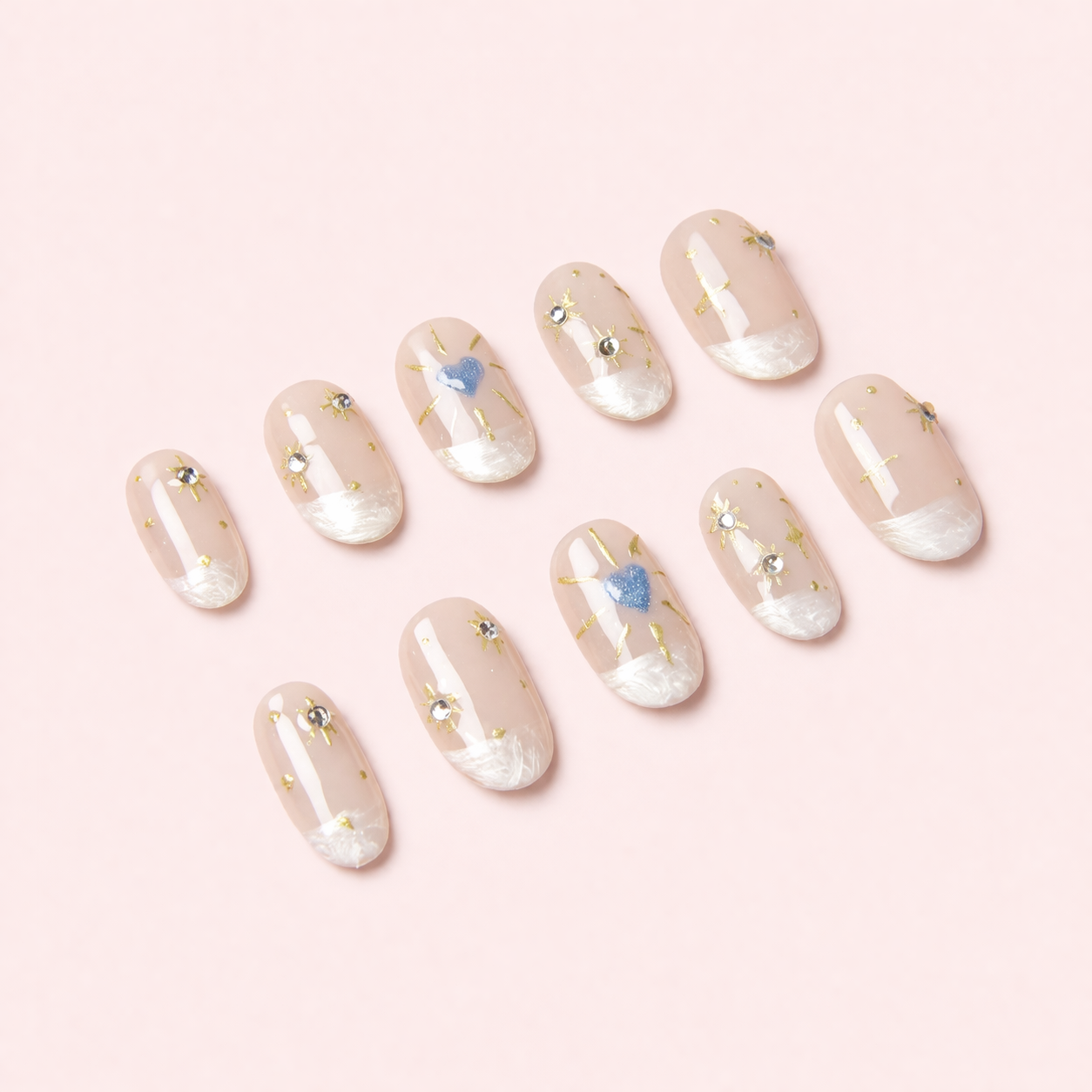 Set Cœur Astral – faux ongles press-on nude, blancs, dorés et cœur bleu